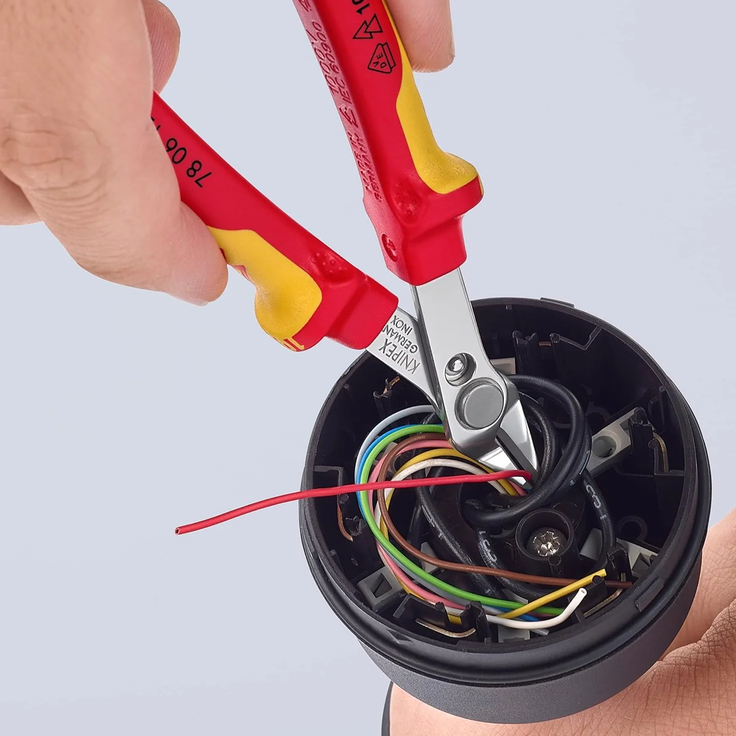 KNIPEX Electronic Super Knips VDE w opakowaniu z zawieszką z wielokomponentowymi osłonkami, izolowane wg VDE 125 mm, 78 06 125 SB