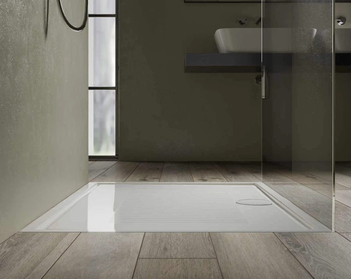 Ceramiczny brodzik prysznicowy 100x80 slim H cm 3 biały błyszczący bez syfonu Model Lif di Hatria