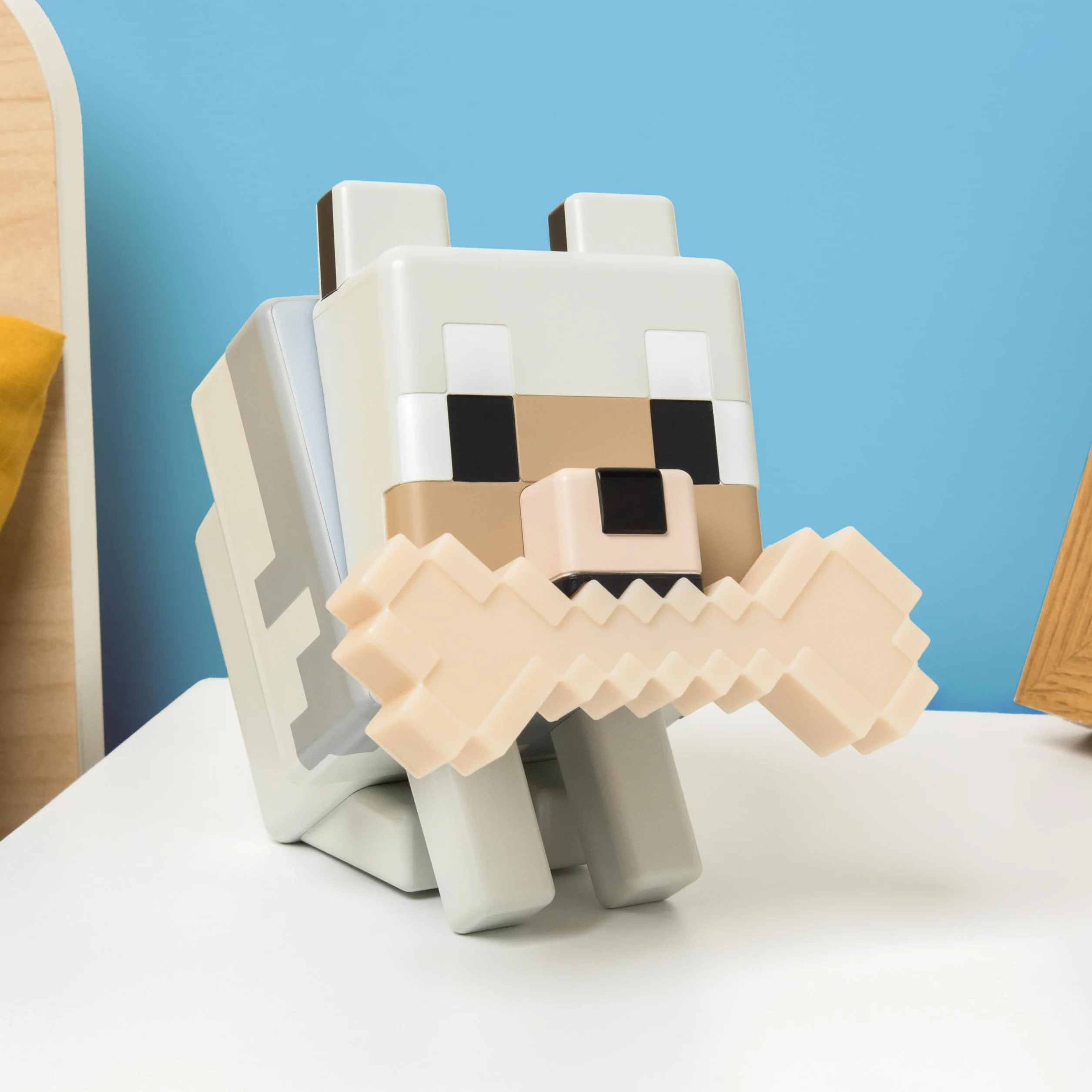 Paladone Minecraft Wolf GloBuddies 3D zmieniające kolor światła, oficjalnie licencjonowana lampka nocna LED, dotknij, aby zmienić kolor, towar do gier, zasilanie bateryjne