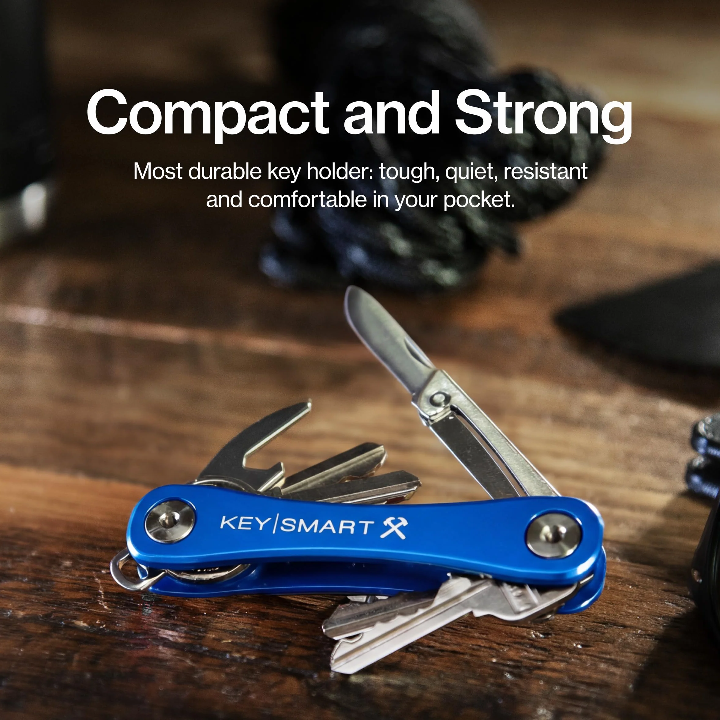 KeySmart Wytrzymały - wielofunkcyjny uchwyt na klucze z otwieraczem do butelek i klipsem kieszonkowym (do 14 kluczy, niebieski)