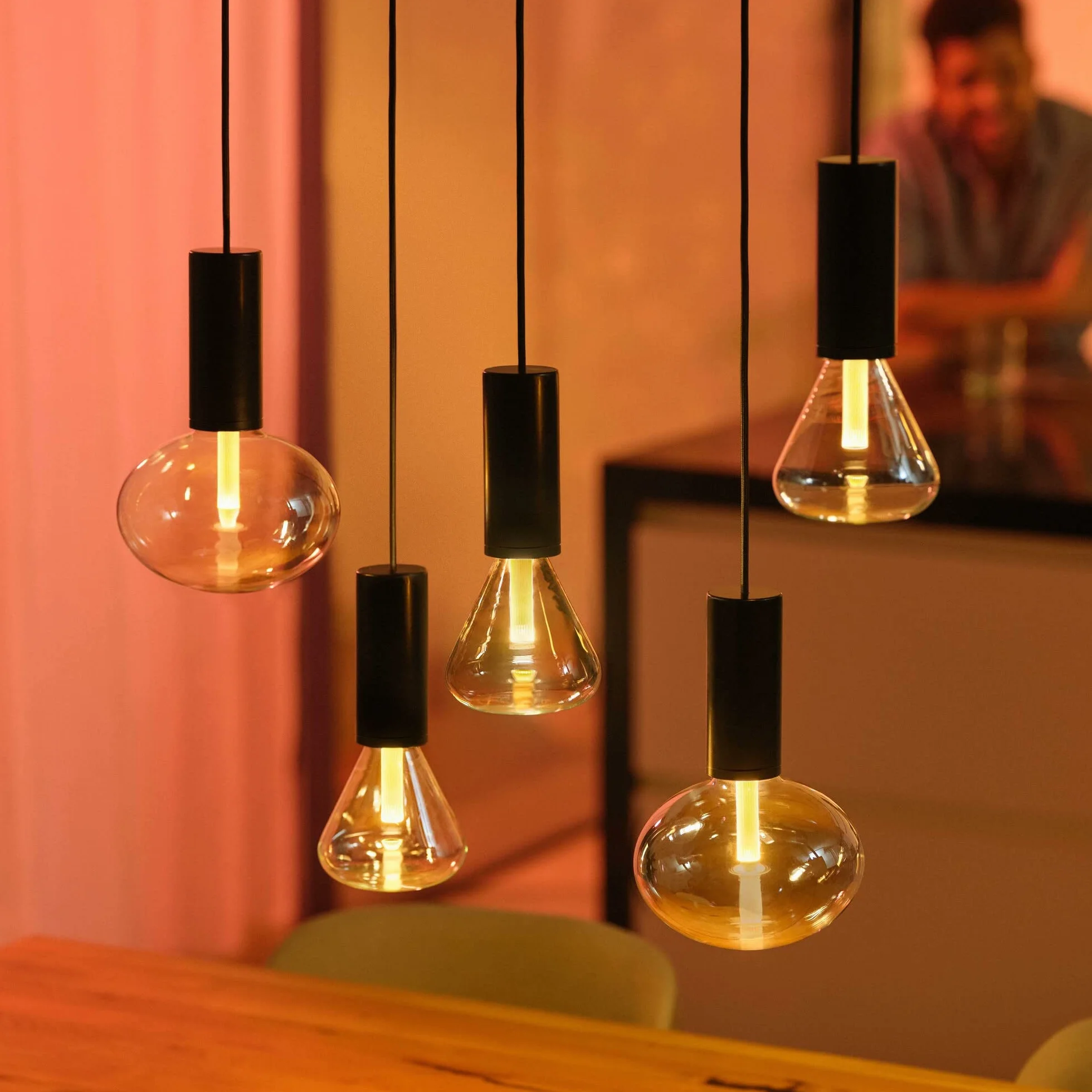 Philips Hue Black Cord LG E27 EU