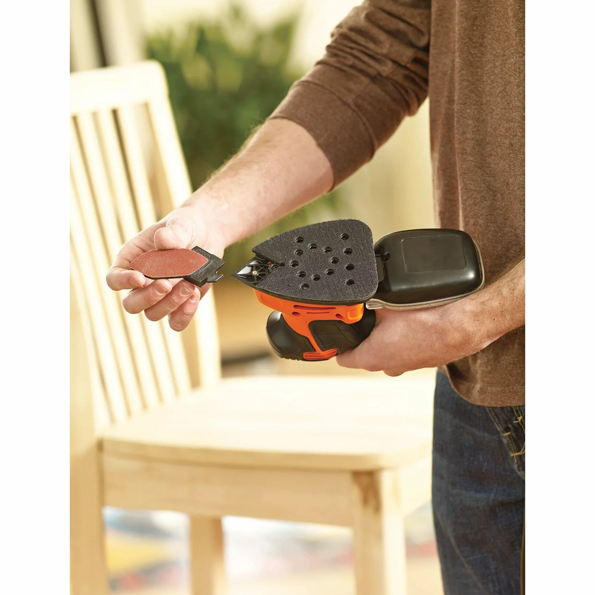 BLACK+DECKER Mouse Szlifierka Trójkątna z Mikrofiltrem, 120 W, KA2000-QS
