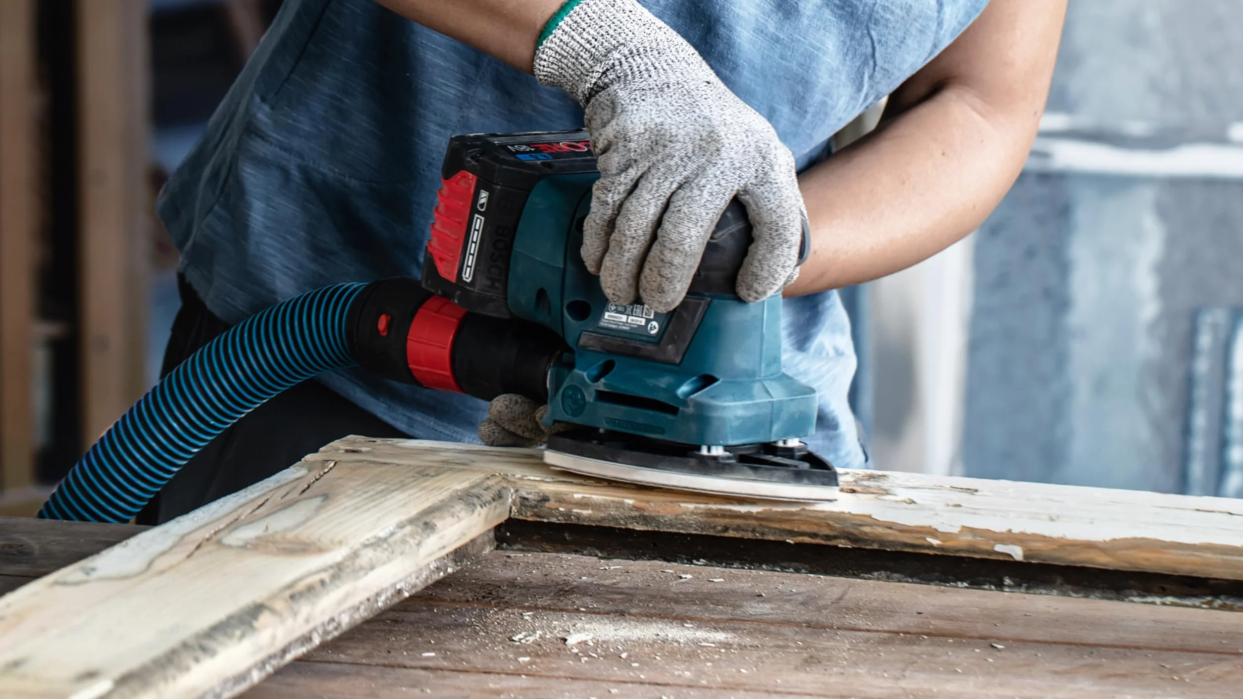 Bosch 50x Zestaw papierów ściernych EXPERT C470 (do Farba na drewnie, Twarde drewno, Ø 93x93 mm, Ziarnistość 10 x 60, 10 x 80, 10 x 120, 10 x 180, 10 x 240, Professional Akcesoria Szlifierka delta)