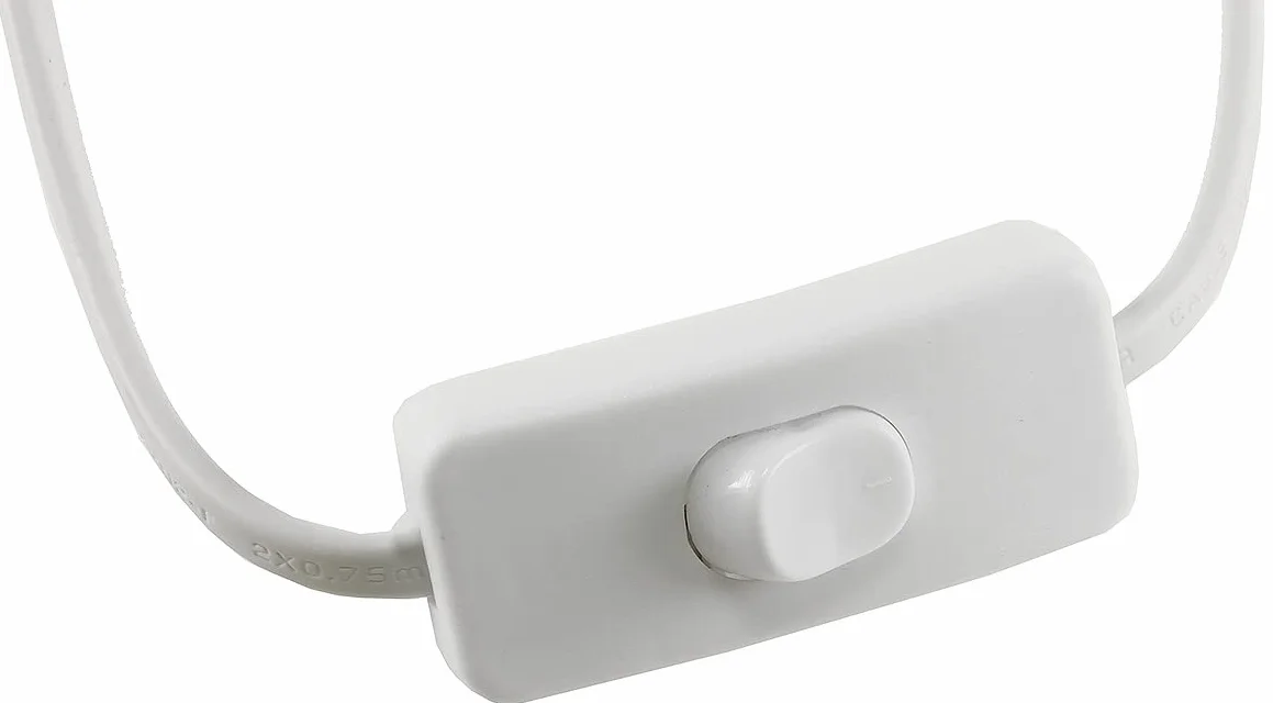 ChiliTec Oprawa lampy E27, kabel 3,4 m, z przełącznikiem, przełącznik sznurkowy, pierścień montażowy do lamp stojących i wiszących, abażuru, papieru, gwiazd, lamp, biała