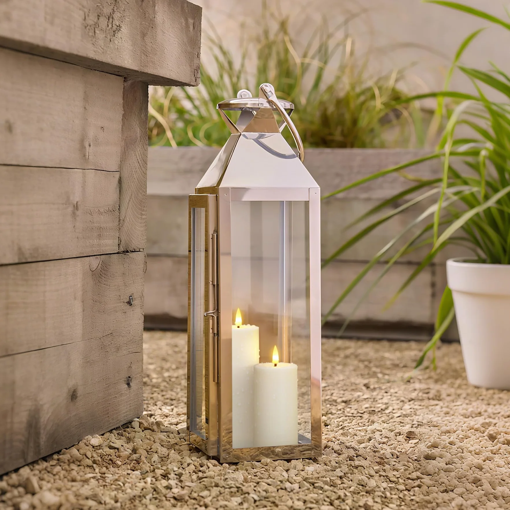 Zestaw 12 wodoodpornych migoczących bezpłomieniowych świec LED z timerem, 5,5 cm x 10 12,5 15 17,5 cm zdalne plastikowe w kolorze kości słoniowej do użytku na zewnątrz zasilane bateriami
