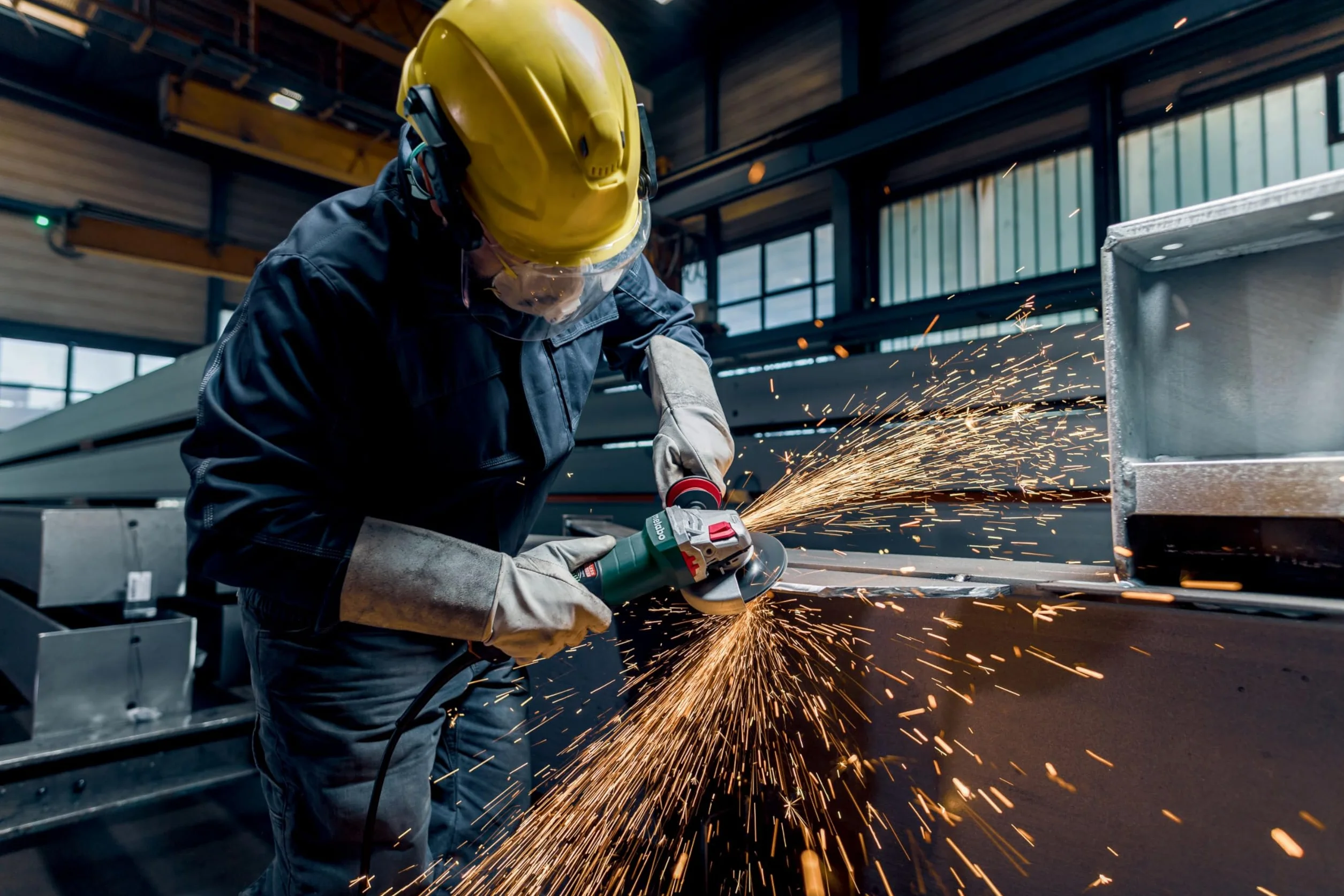 metabo Szlifierka kątowa WEVBA 20-125 Quick BL – 2000 W, 125 mm, 11000 obr./min, 3,5 Nm – silnik bezszczotkowy, VTC Elektronika, system M-Quick-System, uchwyt antywibracyjny, filtr przeciwpyłowy