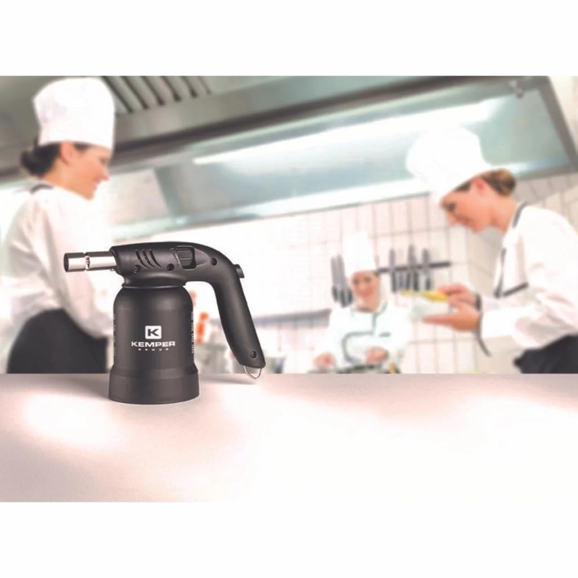Profesjonalna lampa lutownicza gazowa Użycie 360° Zapłon piezo + 4 wkłady gazowe przebijalne BLACK EDITION KEMPER