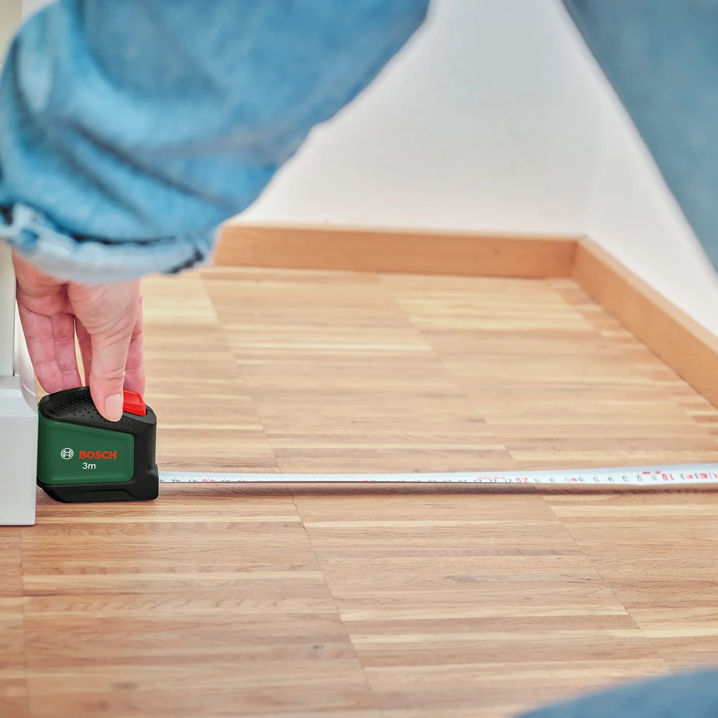 Bosch taśma miernicza 3m (automatyczna blokada; szerokość taśmy 19mm; powłoka nylonowa; precyzyjna, 3-metrowa taśma miernicza z skalą metryczną; dwukierunkowym haczykiem i metalowym zaczepem do paska)