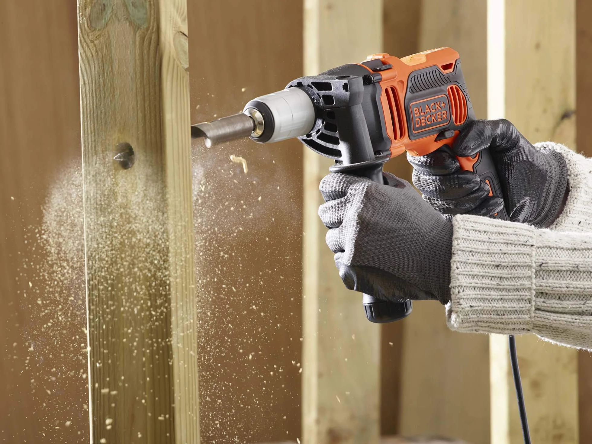 BLACK+DECKER Kompaktowa wiertarka udarowa
