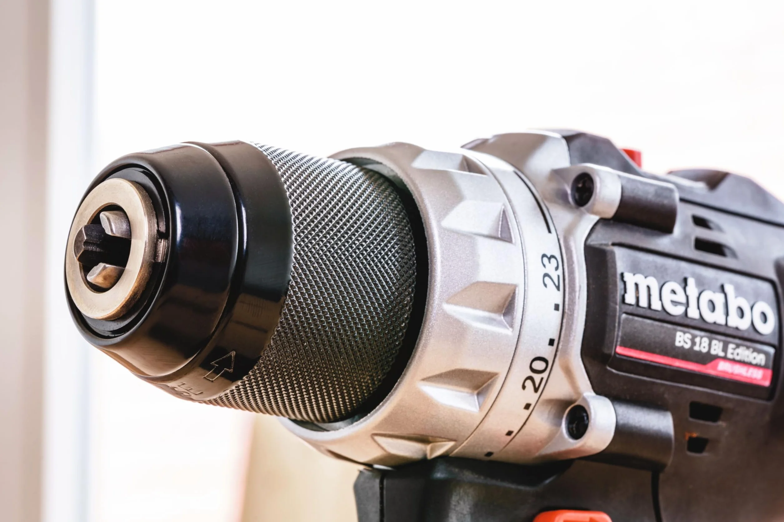 metabo Wiertarka akumulatorowa BS 18 BL Edition 18 V, CAS, moment obrotowy 60 Nm, średnica wiercenia 36 mm, bezszczotkowa, kompaktowa i wydajna, do precyzyjnego wiercenia i wkręcania, z akumulatorem