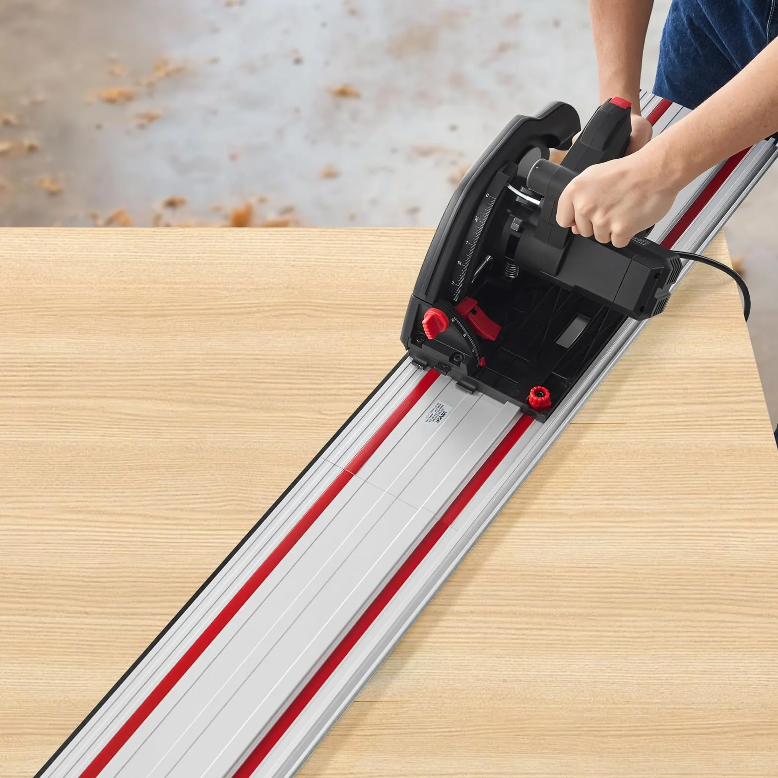 VEVOR Szyna prowadząca do piły gąsienicowej, zakres cięcia 140,7 cm, zestaw zawiera 2 wytłaczane aluminiowe prowadnice 69,8 cm i 1 złącze, kompatybilne z piłami szynowymi Makita