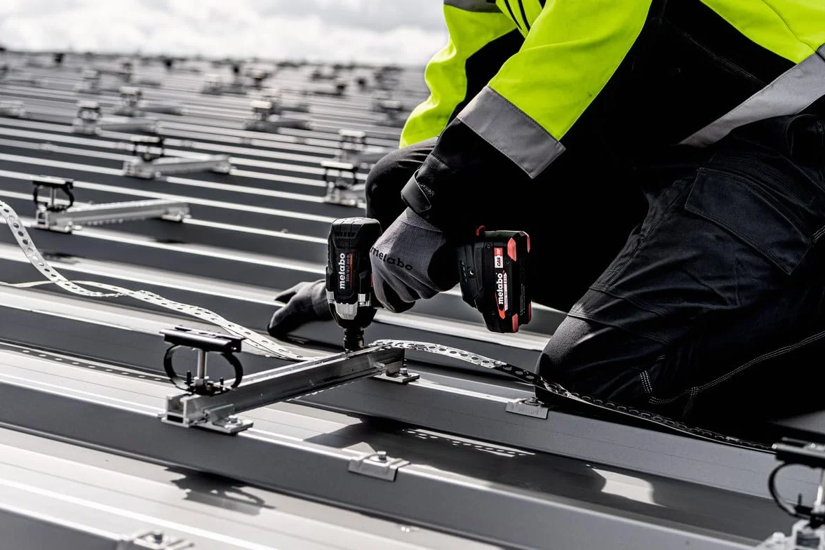 metabo SSW 18 LT 300 BL 602398850 Bezprzewodowy klucz udarowy 300 Nm 18 V bez baterii