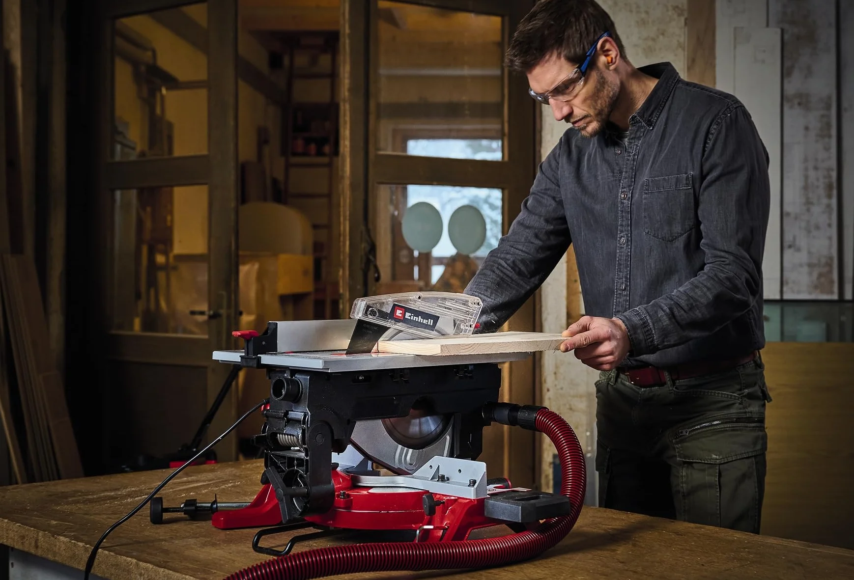 Einhell Piła ukośna ze stołem górnym TE-MS 254 T (2000 W, maks. głębokość cięcia 74 mm x 130 mm, brzeszczot piły Ø 254 mm, nachylona głowica piły, laser, funkcja piły stołowej)
