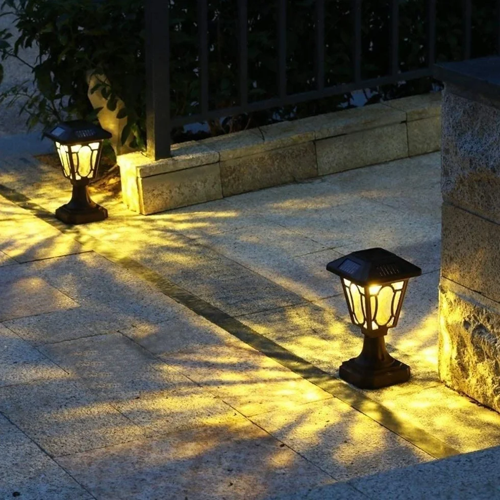 Światła słupkowe zewnętrzne oświetlenie ogrodowe oświetlenie tarasu vintage kolumna solarna reflektor wodoodporna ściana ogrodowa zewnętrzna LED jasne oświetlenie ścienne europejski ogród