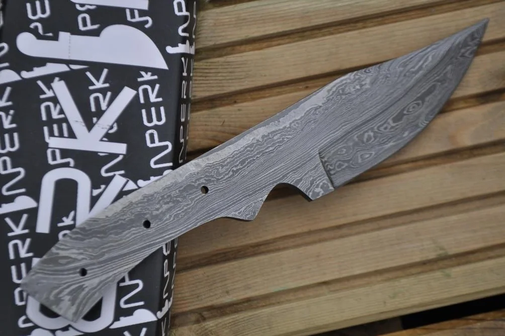 Perkin Knives ostrze ze stali damasceńskiej do noży myśliwskich