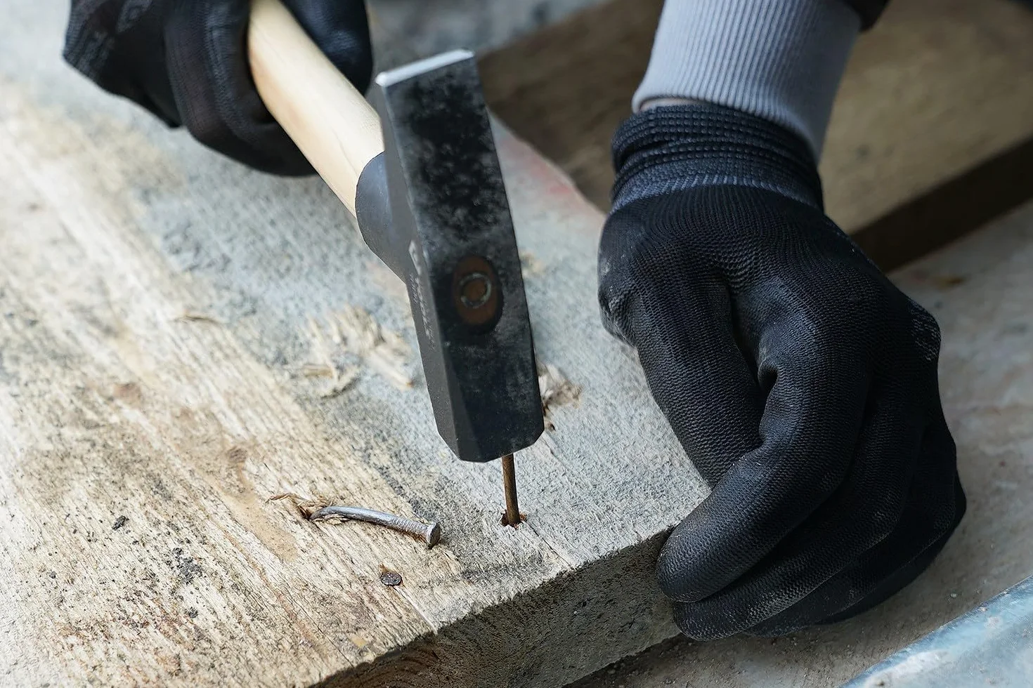 BRILLIANT TOOLS BT073050 młotek ślusarski z trzonkiem Hickory, 500 g [Powered by KS Tools]