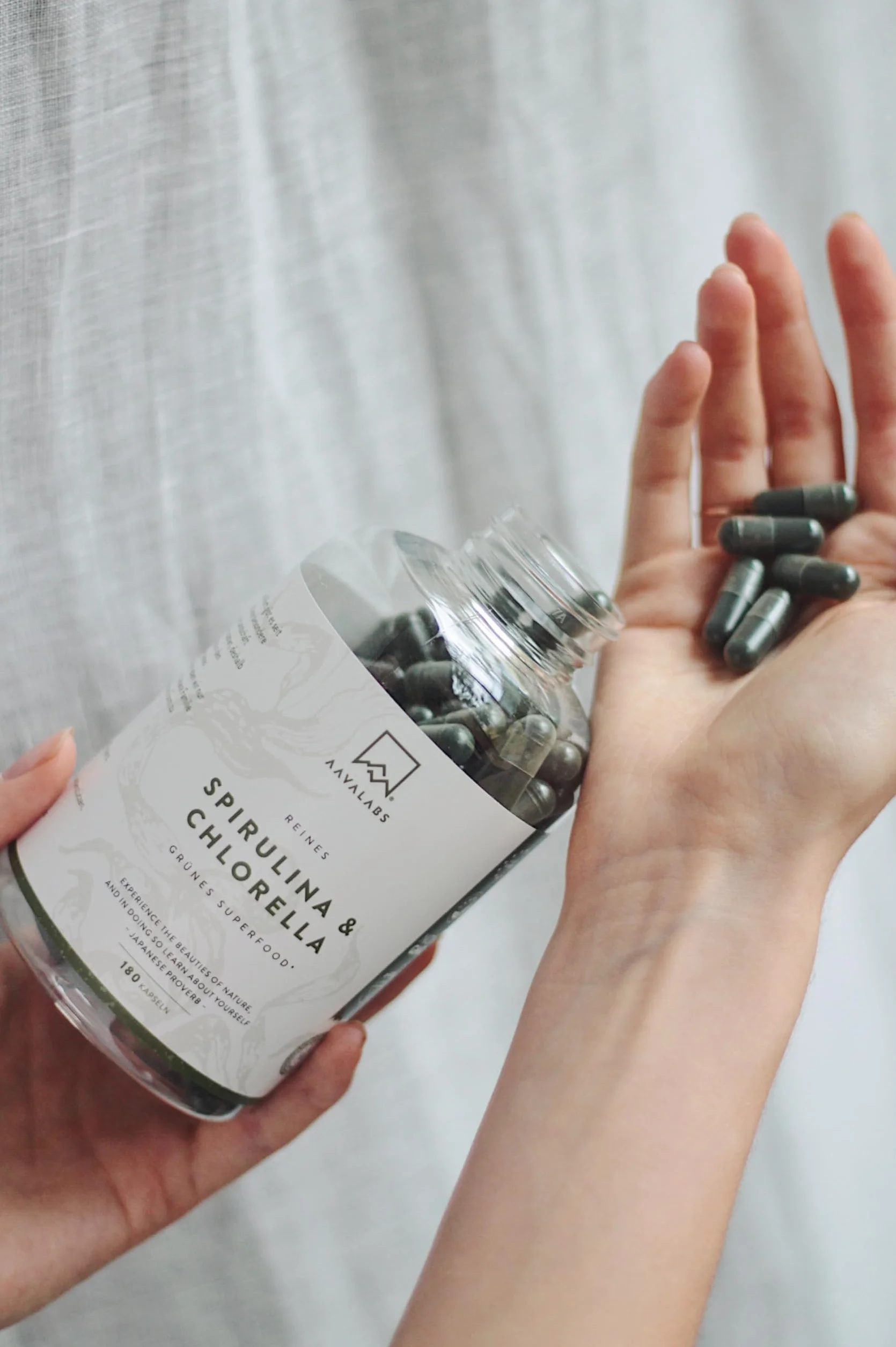 Spirulina i Chlorella 1800 mg Kapsułki - Mieszanka Fitoskładników z Niebieskich Alg - Wegańska Formuła