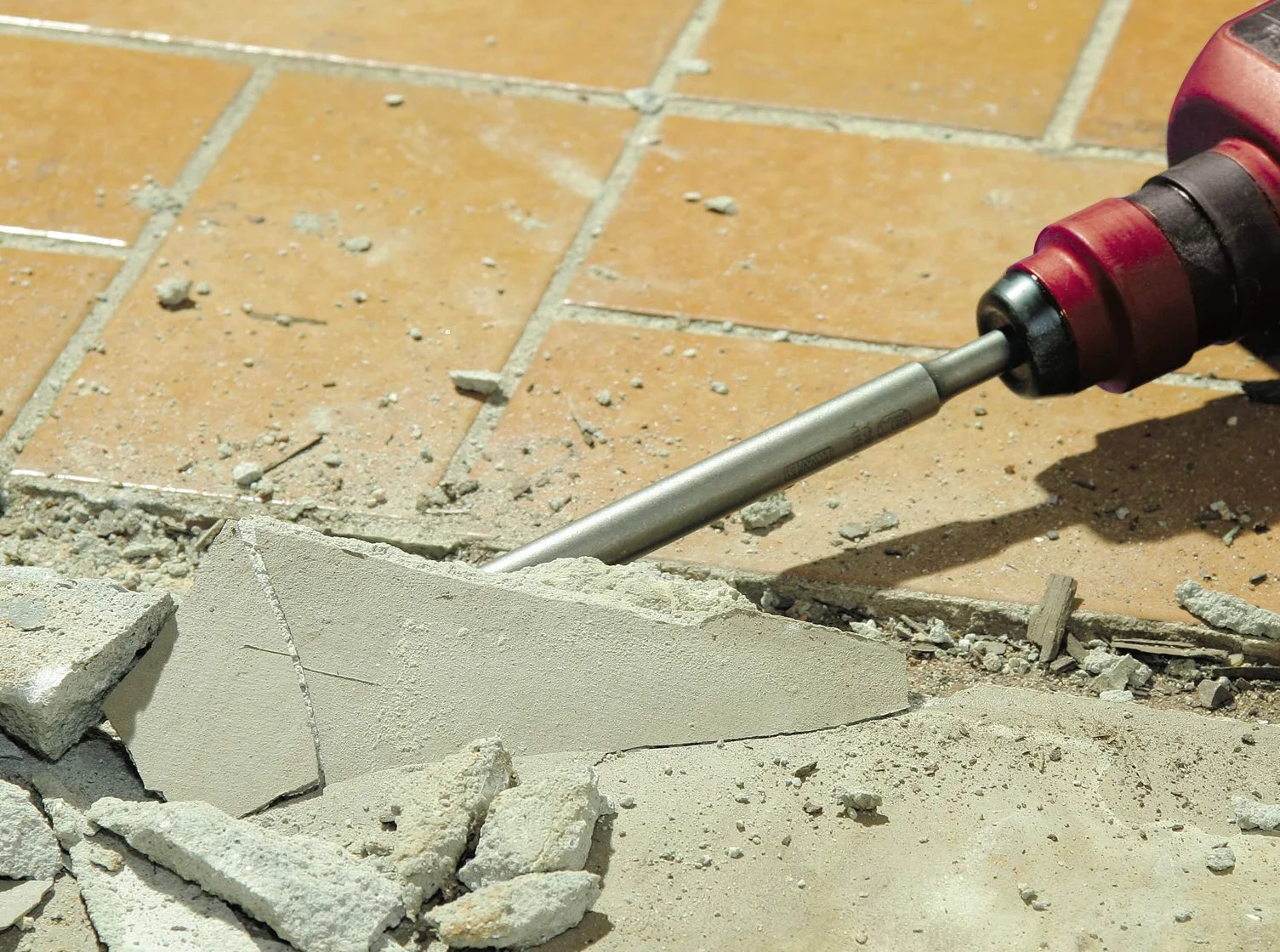 kwb SDS-Plus zestaw dłut do młotowiertarki, 5-częściowy zestaw do prac rozbiórkowych i renowacyjnych, wytrzymała stal CR, praktyczna walizka z tworzywa sztucznego