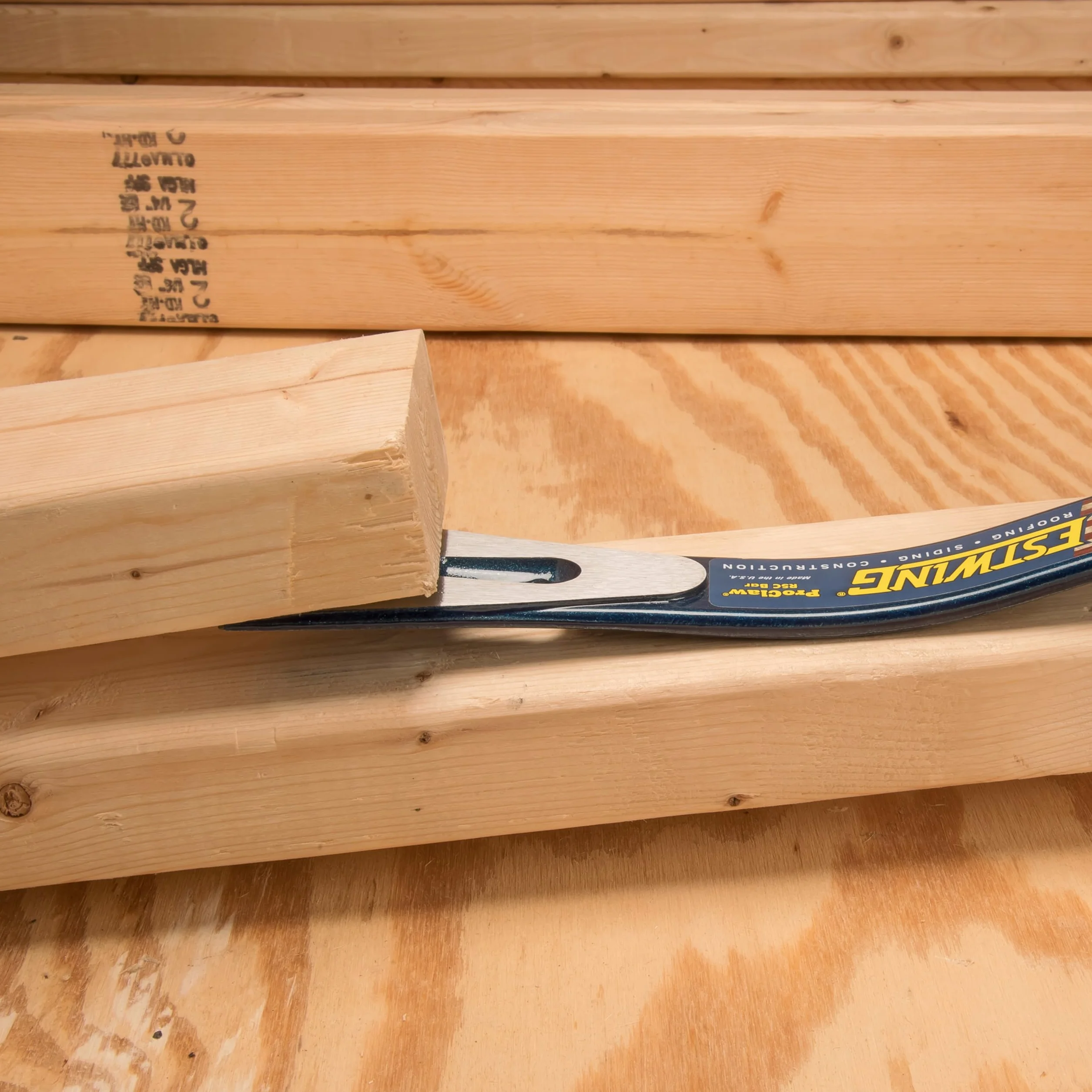 Estwing Pro-Claw Pry Bar - 40,6 cm 3 w 1 Dach/Siding/Narzędzie budowlane z wyciągaczem do paznokci i ostrzem do podważania - RSC