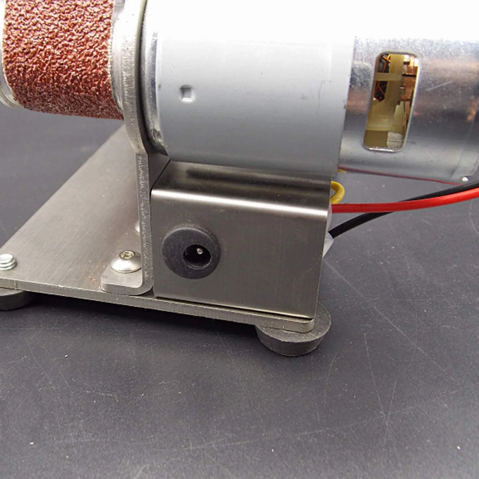 DIY Mini szlifierka taśmowa, elektryczny adapter szlifierki kątowej, 7-biegowa regulacja prędkości, łatwe w montażu łożysko szlifierki, typ 15