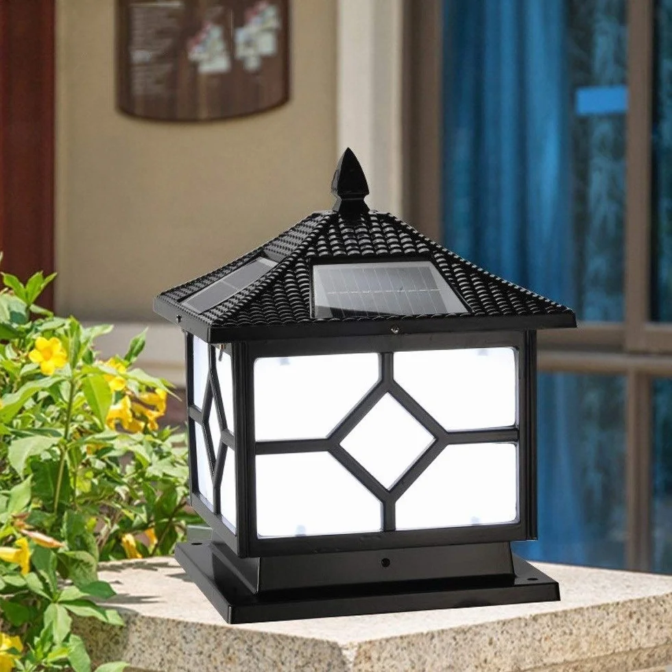 Słupkowe lampy ogrodowe Solarne lampy słupkowe LED Kwadratowe czarne aluminiowe metalowe Retro Solar Power Stigma Bollard Light Dziedziniec Oświetlenie krajobrazu Lampa słupkowa