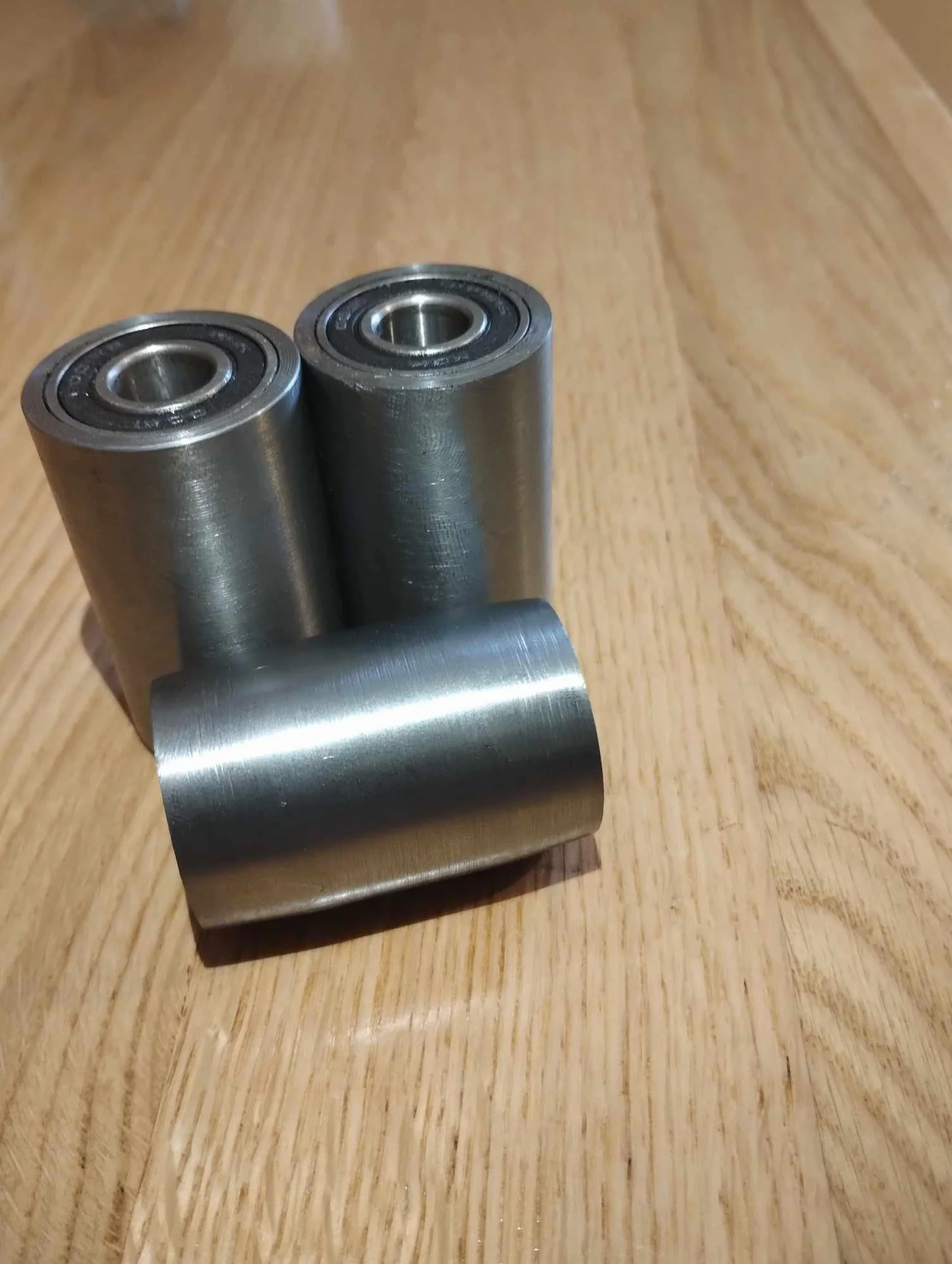 Rolki do szlifierki taśmowej, Belt sander rollers, set of 3, 100 mm belt, S235 steel, polished, adjustable, mounting on pins or M12 screws