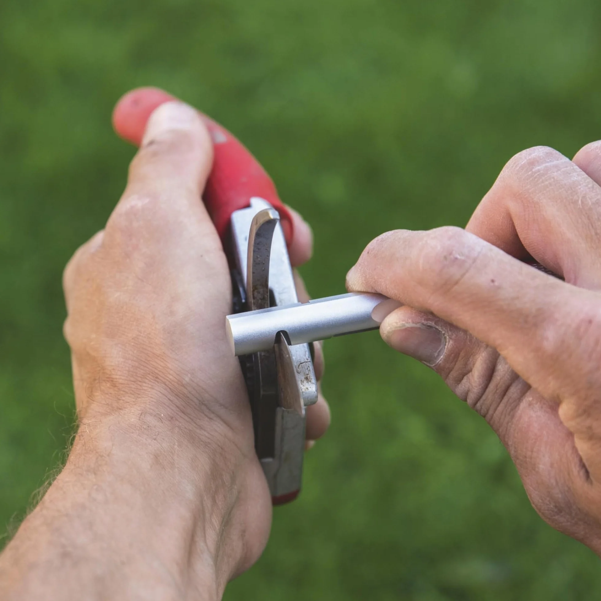 Felco FELCO905 ostrzałka modelowa - kamień węglikowy, biała