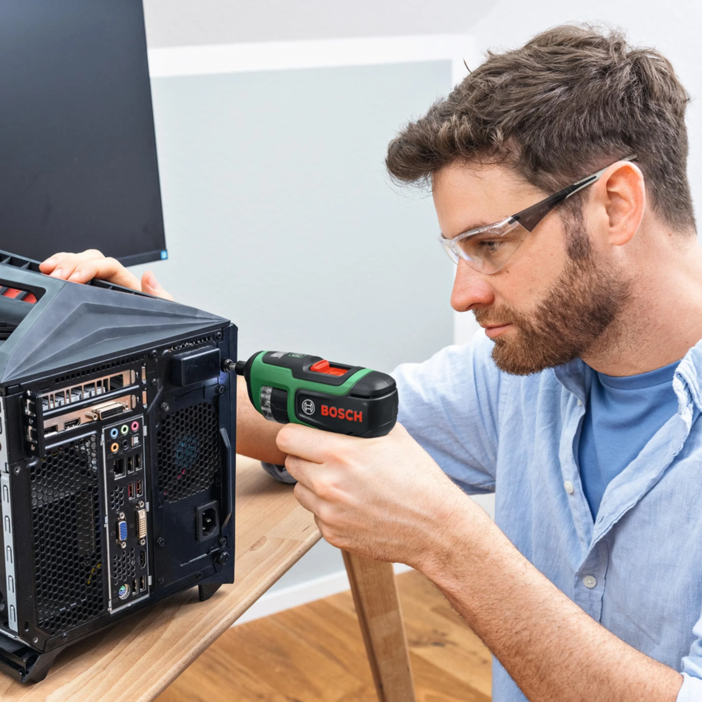 Bosch PSR SELECT Wkrętarka akumulatorowa (końcówki wkręcające, akumulator Compact Power BA 4 V, 2,0 Ah, opakowanie kartonowe)