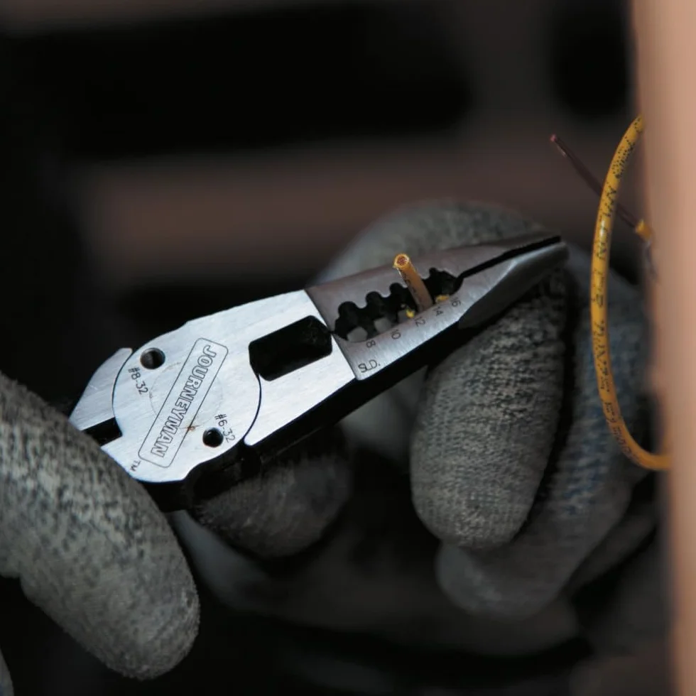 Klein Tools J206-8C Długie szczypce sprężynowe z uchwytami sprężynowymi z podwójnym materiałem
