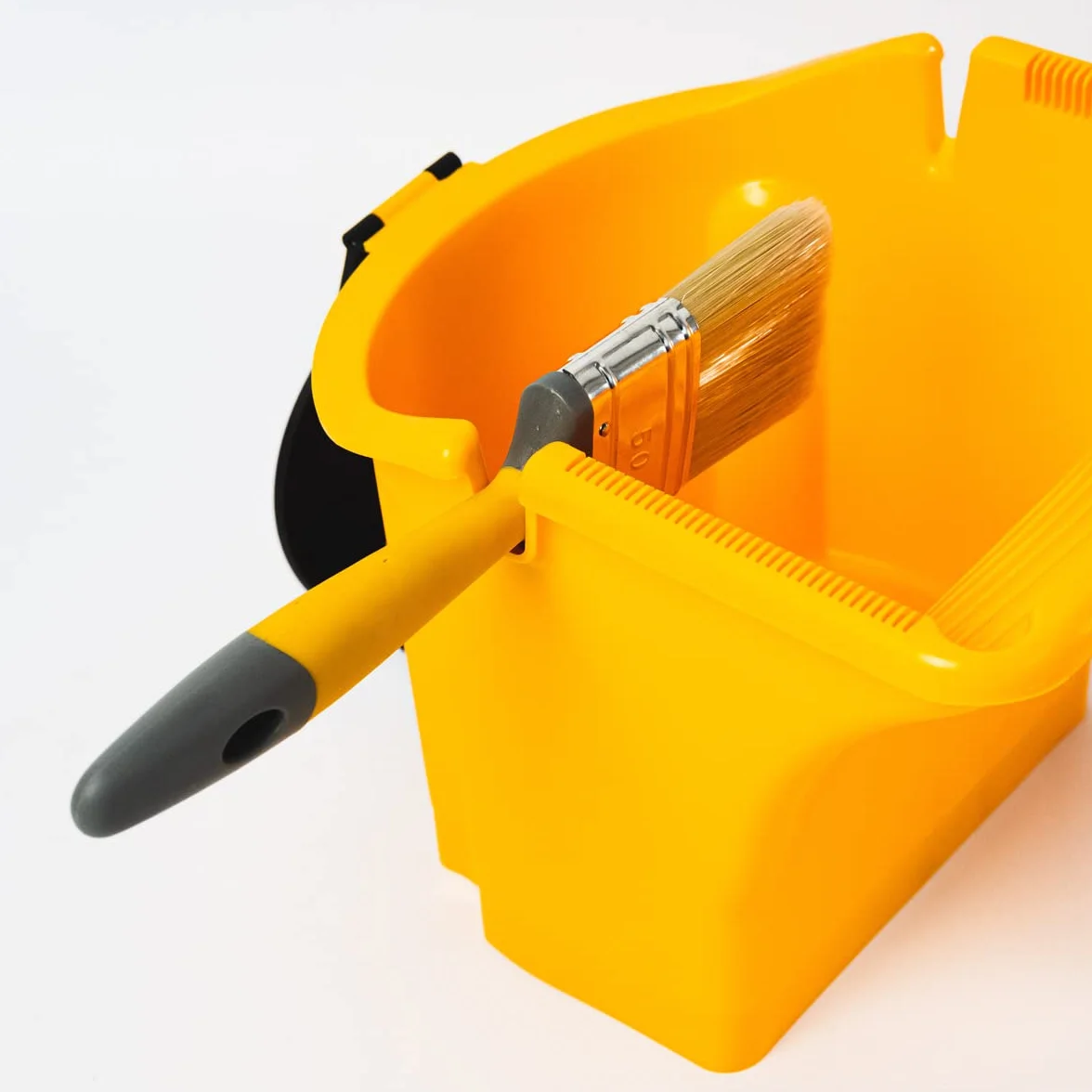 HARDY WORKING TOOLS Wiadro na farbę z 5 przezroczystymi wkładkami, 2 l kubki, regulowany uchwyt, wiadro z tworzywa sztucznego, wiadro budowlane ze specjalnymi rowkami, żółty, A0146-329901