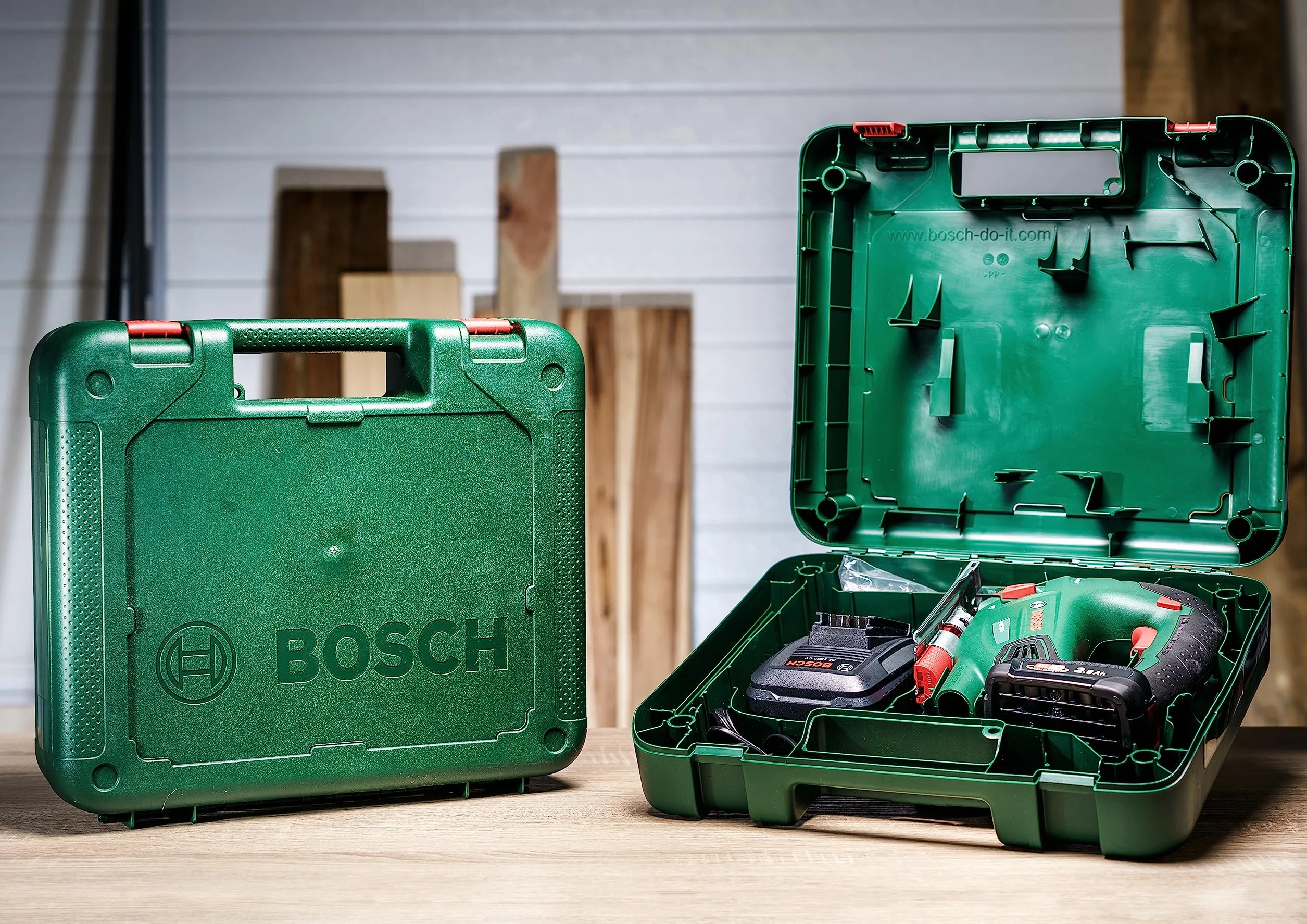 Bosch Walizka z tworzywa sztucznego do PST 18 Li i Akumulator Gen. II 1.5/3.0 Ah