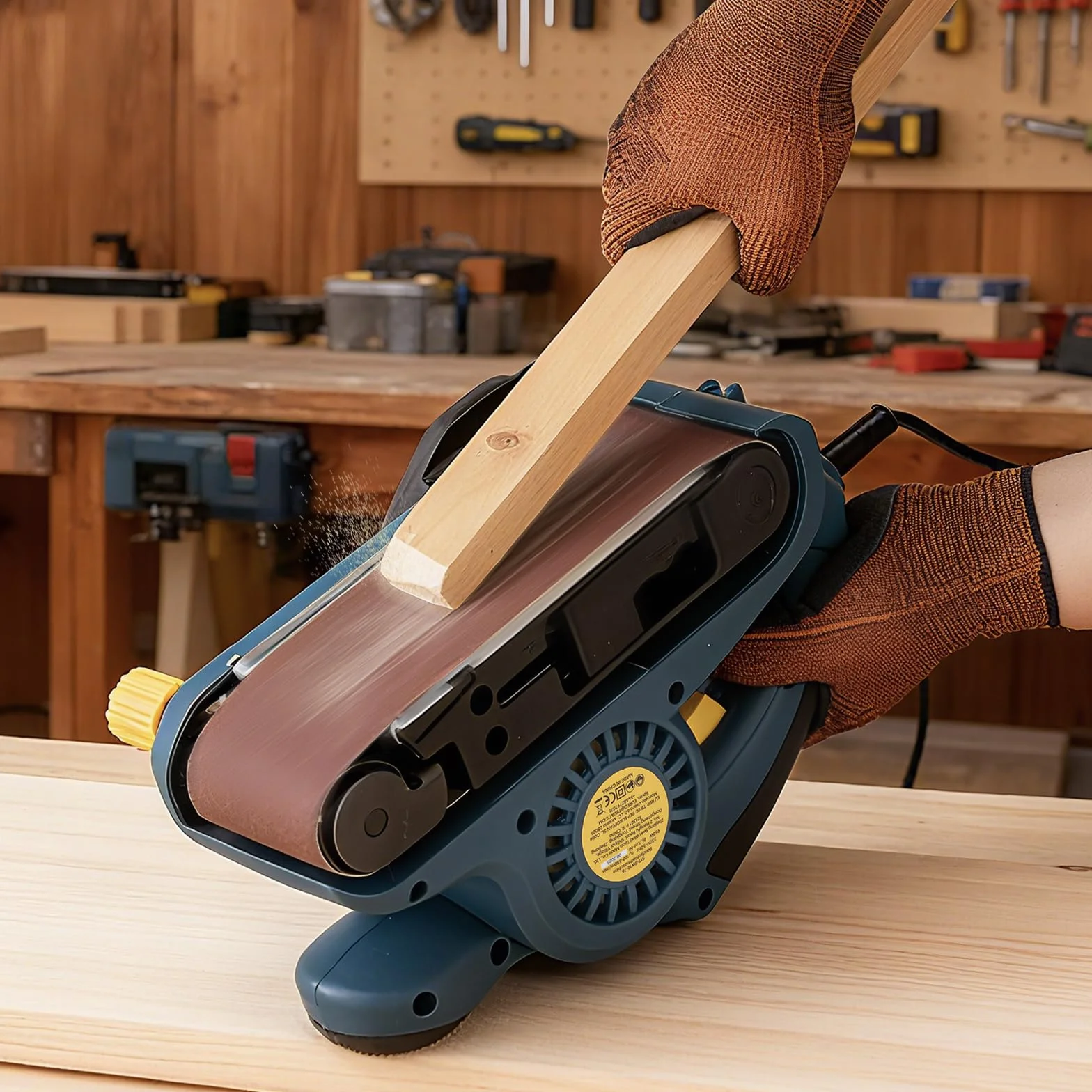 Enventor 950W with Belt Sander, 6 Speed Grades (120-380 Meters per Minute), 2-in-1 Grinding Machine with Dust Bag ＆ 12 Belt Sanders (P24, P80, P120, P180), 76 x 533 mm