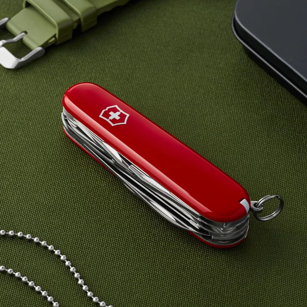 Victorinox scyzoryk Fieldmaster (15 funkcji, uniwersalny haczyk, otwieracz do puszek, nożyczki), czerwony
