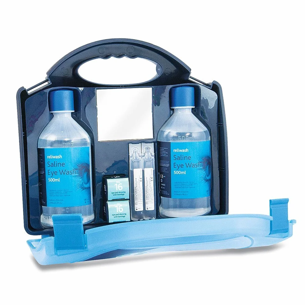 Reliance Medical Zestaw do mycia oczu pierwszej pomocy – 2 x 500 ml butelki do płukania oczu z lustrem, 2 x sterylne kapsułki z solą fizjologiczną 20 ml, krople do oczu i podkładek pod oczy
