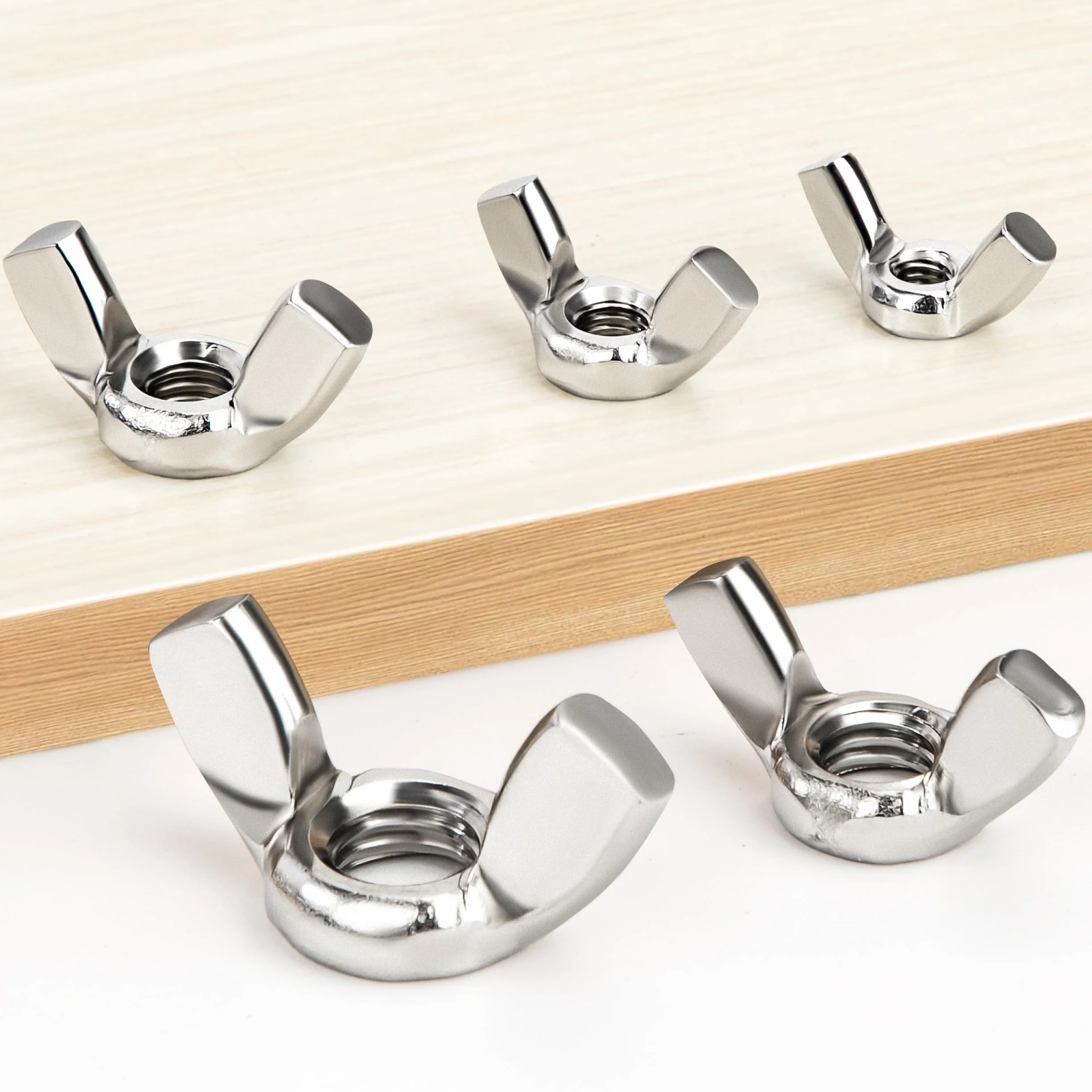 QIMEI-SHOP Nakrętki motylkowe M5 DIN 315 A2 ze stali nierdzewnej, nakrętki motylkowe, nakrętki motylkowe, wkręty ręczne do majsterkowania, mebli ogrodowych, naprawy rowerów, 20 sztuk