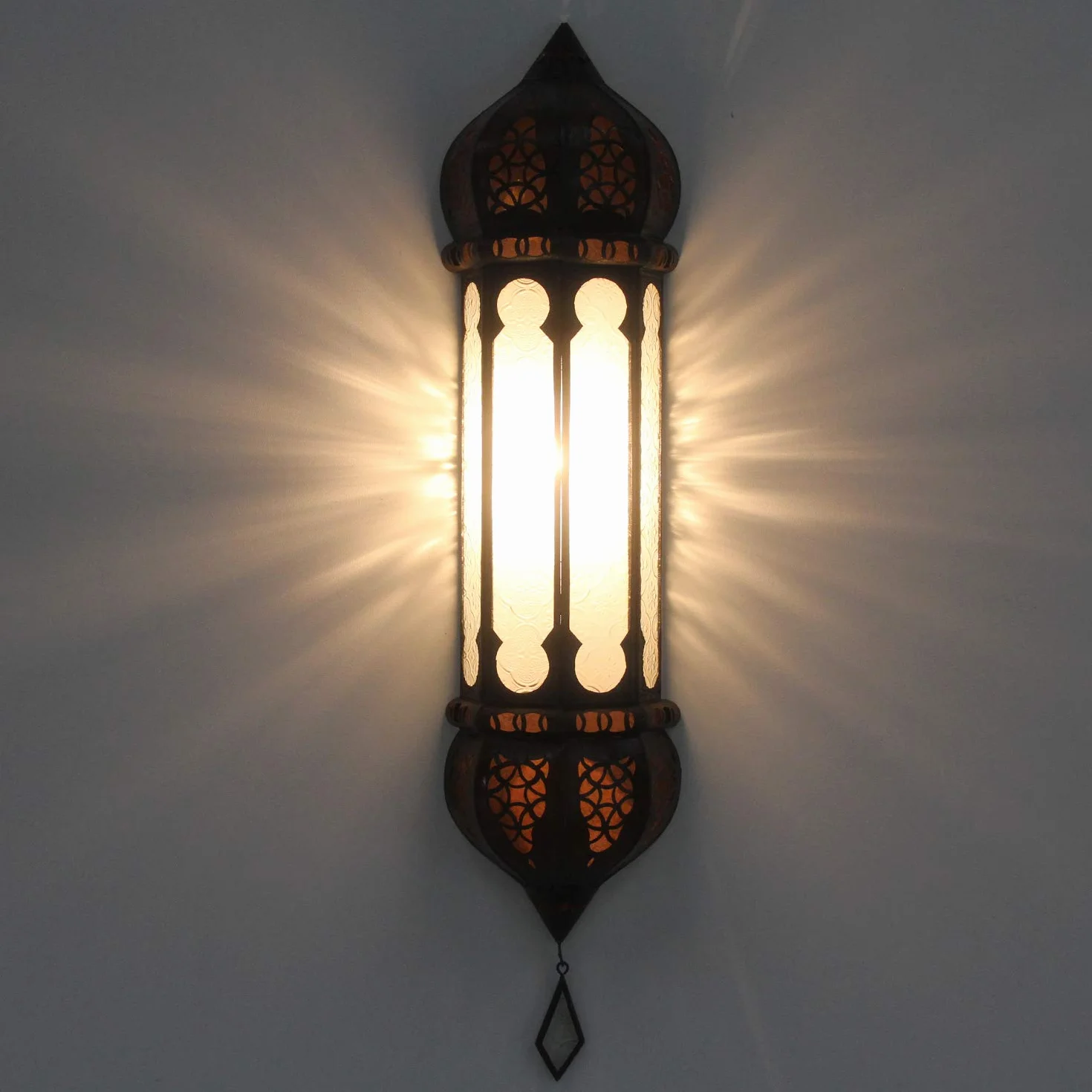 Casa Moro Orientalna lampa ścienna Ruya biała 57x12 cm (wysokość x szerokość) ze szkła reliefowego | rzemiosło artystyczne z Marrakeszu | oświetlenie boho chic | L5054