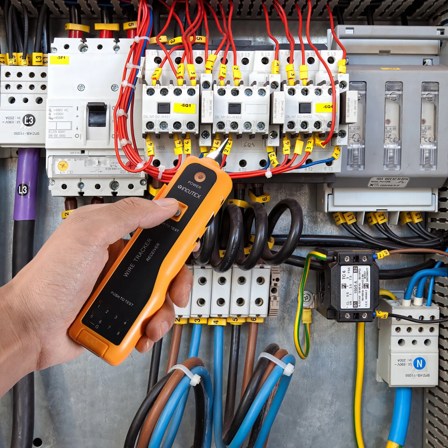 Incutex Tester ciągłości obwodów elektrycznych, LAN RJ45/RJ11, kable telefoniczne Cat5 Cat6 Ethernet, lokalizator kable sieciowe lub zasilające z diodą LED i słuchawkami, baterie w zestawie