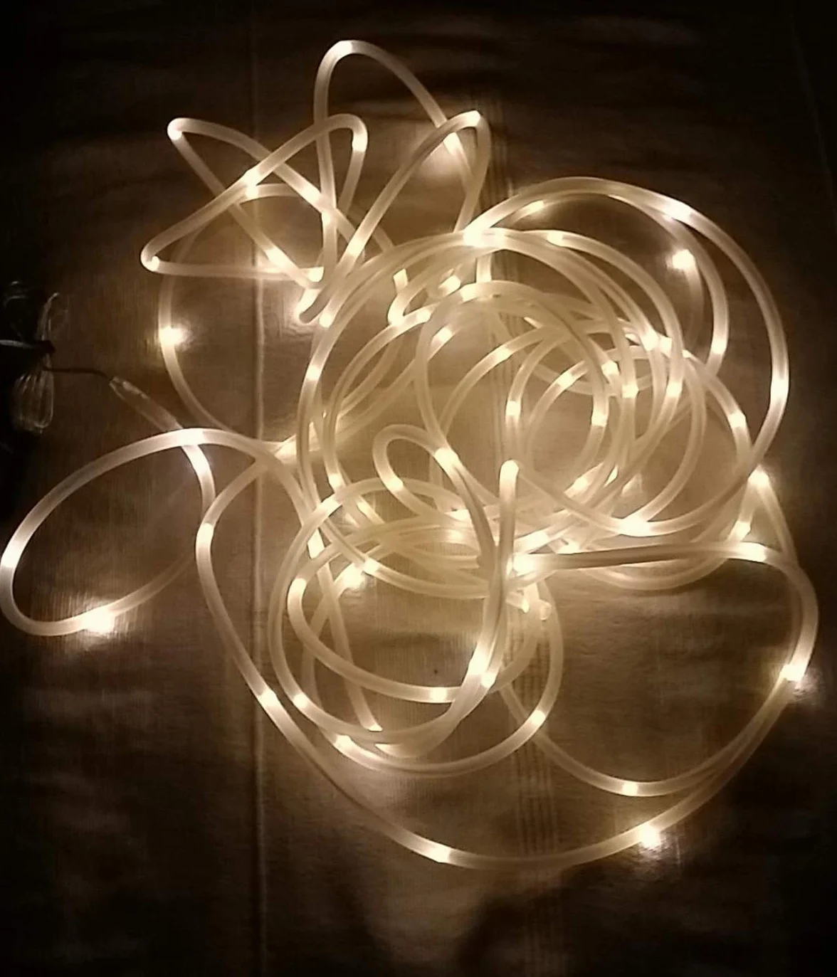 BXROIU Solarne lampki linowe, 100 diod LED, łańcuch świetlny, gwiaździste łańcuchy świetlne, 10 m, wodoodporna, na zewnątrz, na patio, do ogrodu, na imprezę (ciepła biel)