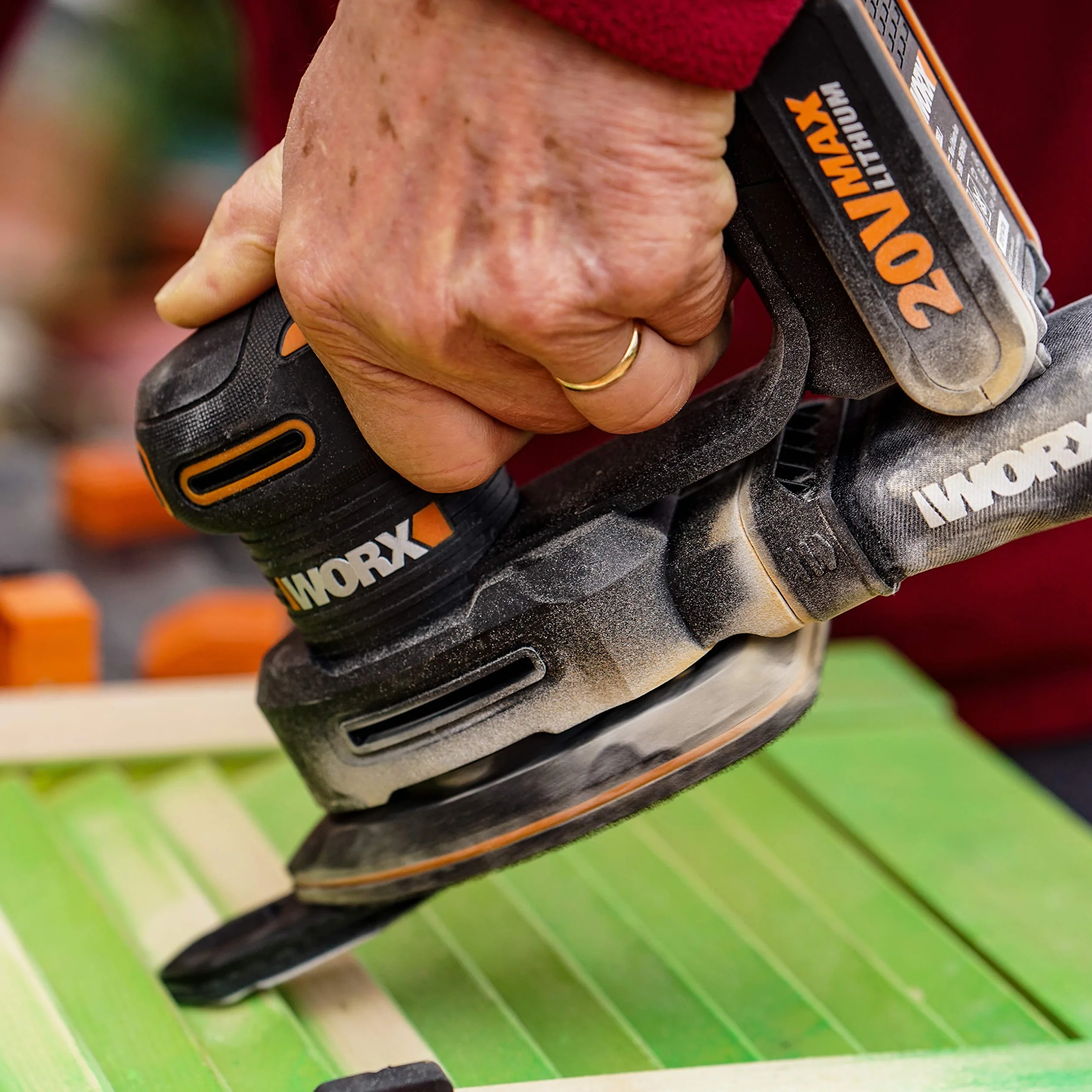 WORX WX822.9 Akumulatorowa Szlifierka Trójkątna, Elektryczna Szlifierka 20 V, do Mebli Drewnianych, Drzwi, Narożników i Krawędzi, bez Akumulatora i Ładowarki