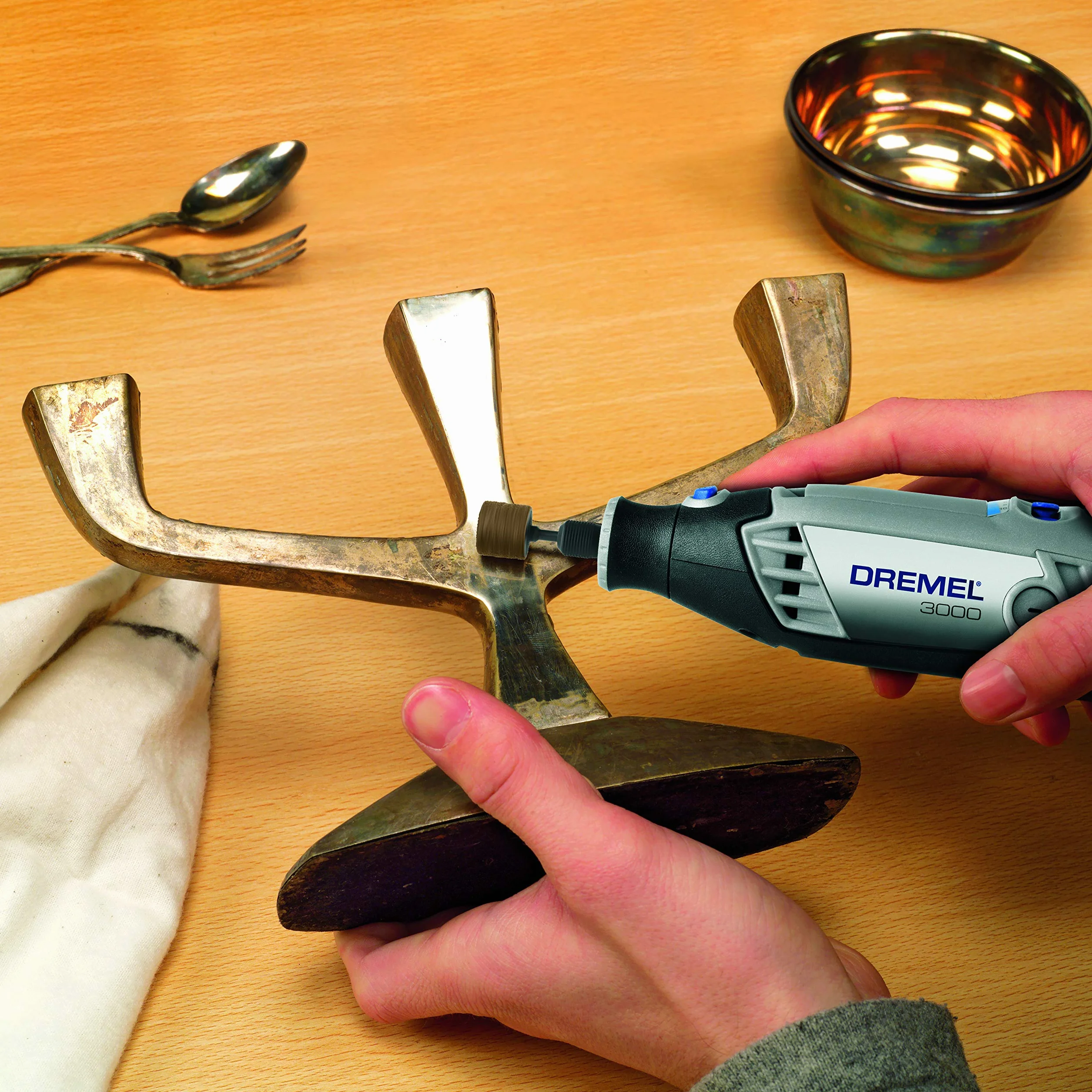Dremel 723 uniwersalny 100-elementowy zestaw akcesoriów